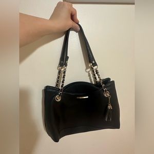 Jessica Simpson, black handbag in a great condition! Shoulder bag !